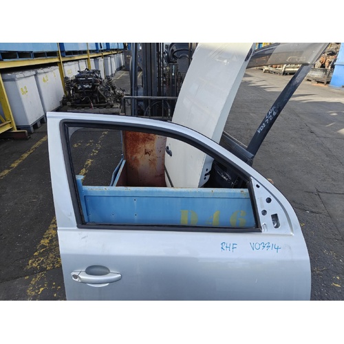 Volkswagen Amarok Right Front Door Glass 2H 10/2010-09/2022