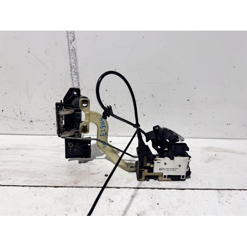 Jaguar S Type Left Front Door Lock Mechanism X200 06/2002-11/2004