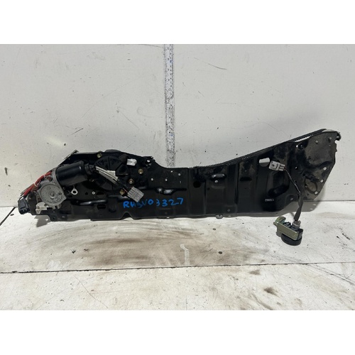 Toyota Estima Right Rear Sliding Door Motor / Runner ACR30 2000-2006