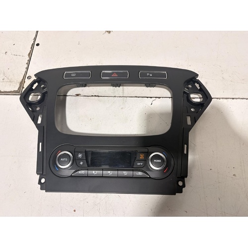 Ford Mondeo A/C Controls MC 10/2007-12/2014
