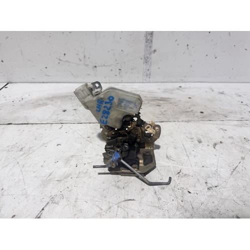 Nissan XTRAIL Left Rear Door Lock Mechanism T30 10/2001-09/2007