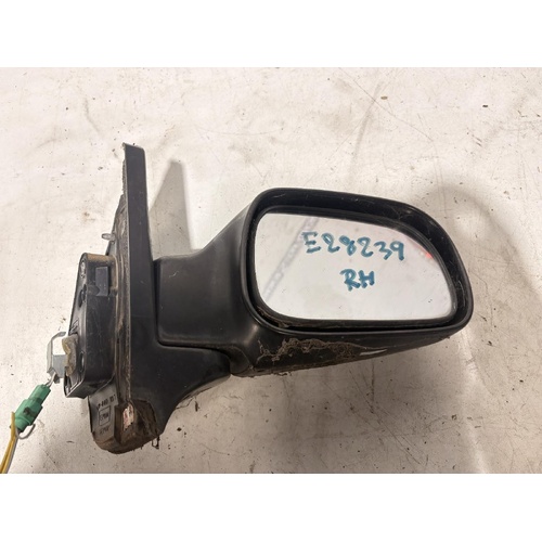 Suzuki Ignis Right Door Mirror 11/2000-01/2005