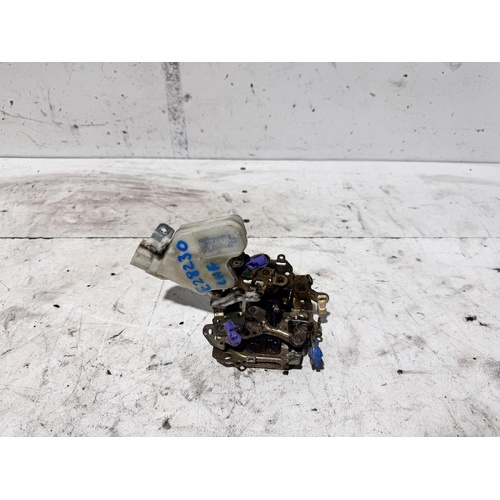 Nissan XTRAIL Left Front Door Lock Mechanism T30 10/2001-09/2007