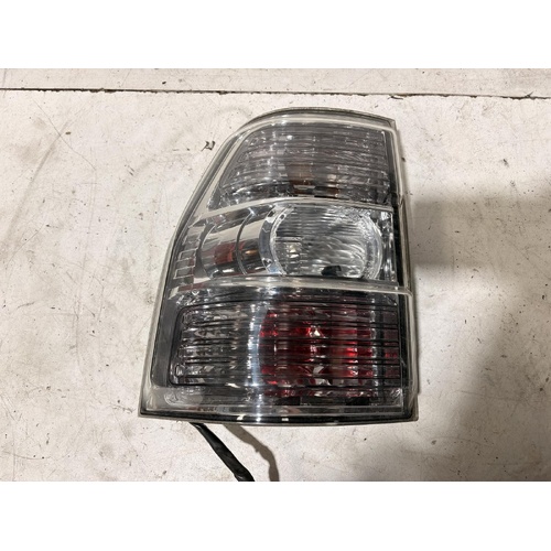 Mitsubishi Pajero Right Taillight NS 08/2006-04/2021