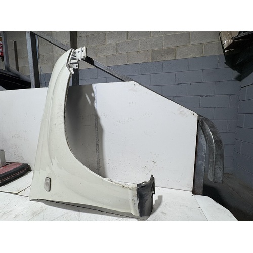 Nissan Xtrail Right Guard T30 10/2001-09/2007