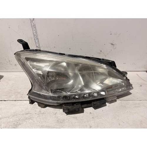 Nissan Pulsar Right Headlight B17 12/2012-12/2017 