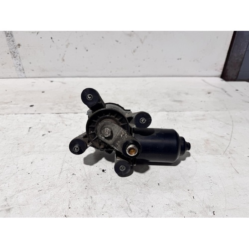 Mitsubishi Pajero Front Wiper Motor NT 08/2006-08/2014