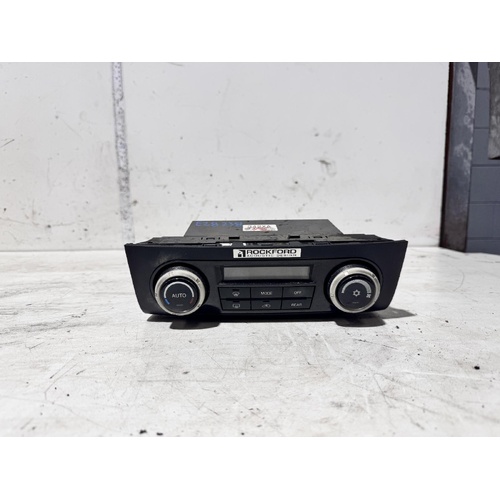 Mitsubishi Pajero Heater Controls NT 08/2006-08/2014