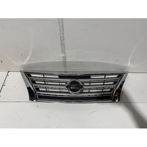 Nissan Pulsar Grille B17 12/2012-12/2017
