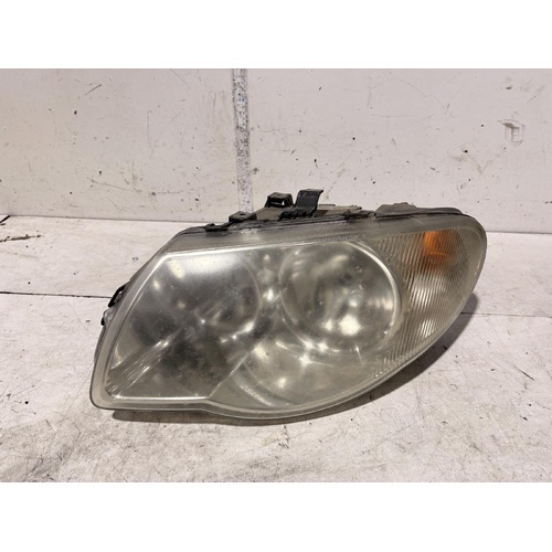 Chrysler Voyager Left Headlight RS 11/2004-02/2008 