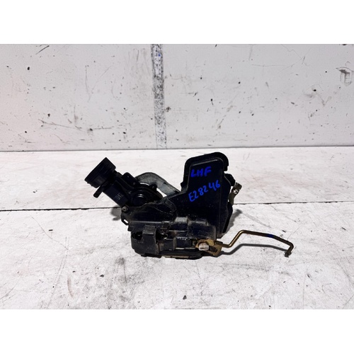Toyota Camry Left Front Door Lock Mechanism MCV20 08/1997-08/2002