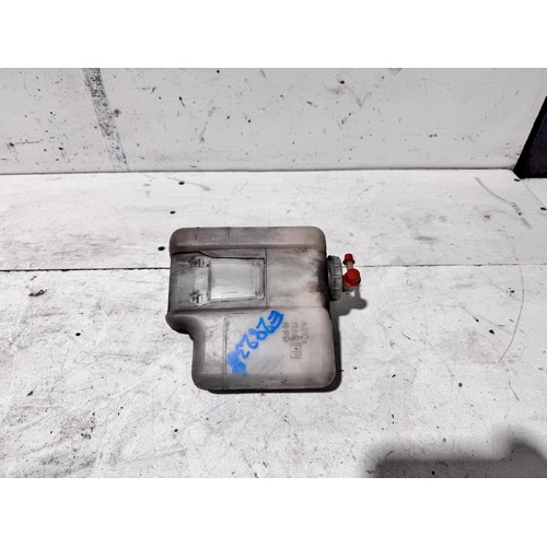 Mitsubishi Pajero Overflow Bottle NT 11/2006-11/2010