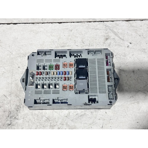 Jaguar XF Rear Smart Junction Box Assembly X250 06/2008-05/2015