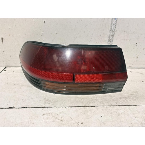 Toyota Corolla Left Taillight AE92 06/1991-08/1994 