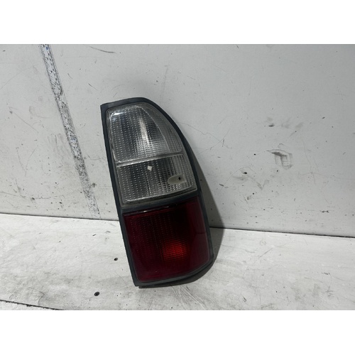 Toyota Prado Right Taillight 95 Series 07/1996-07/1999 