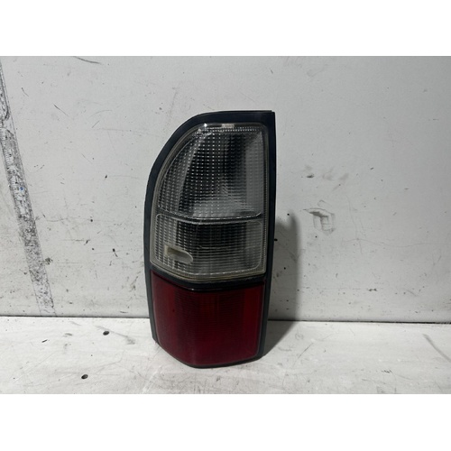 Toyota Prado Left Taillight 95 Series 07/1996-07/1999