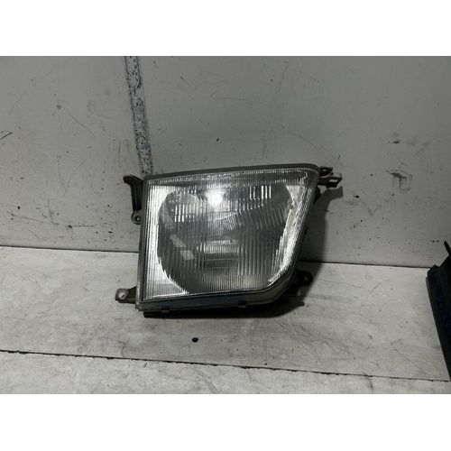 Toyota Prado Left Headlight 95 Series 07/1996-07/1999