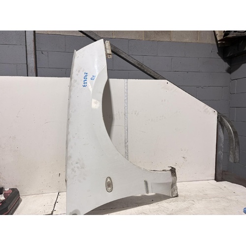 Mitsubishi 380 Right Guard 09/2005-03/2008 