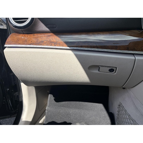 Mercedes E Class Glove Box W213 05/16 - 05/23