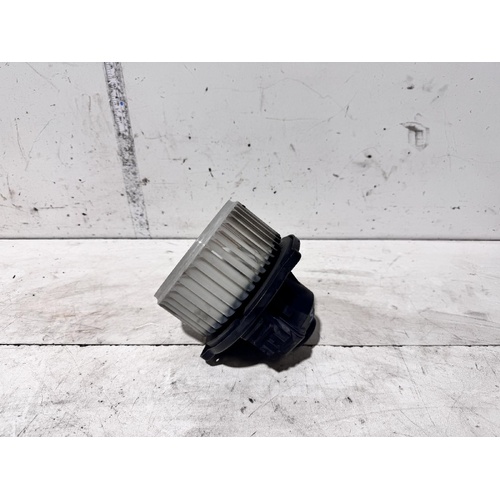 Land Rover Discovery Heater Fan Motor Series 3 02/2005-12/2016