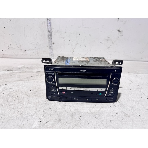 Toyota Hiace Stereo Head Unit KDH201 01/2005-04/2019