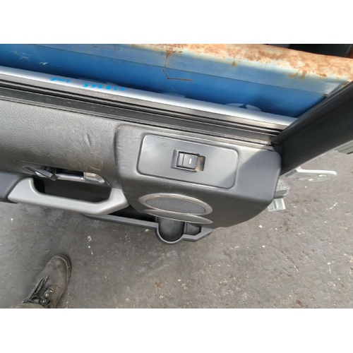 Land Rover Discovery Left Rear Window Switch L319 02/2005-09/2009