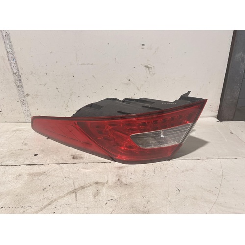 Kia Optima Right Taillight TF 11/2010-09/2013 
