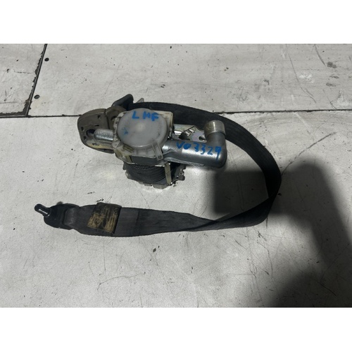 Toyota Hiace Left Front Seatbelt TRH/KDH 01/2005-01/2014