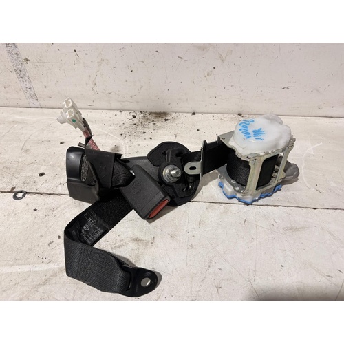 Toyota Corolla Right Rear Seatbelt with Stalk E210 07/2018-