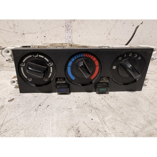 Nissan Patrol Heater/AC Control GU 10/2004-04/2017