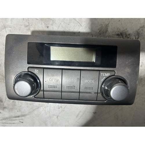 Toyota Kluger Rear Heater A/C Controls GSU40 05/2007-02/2014