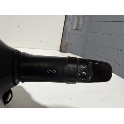 Mitsubishi Triton Flasher Switch MN 07/2006-04/2015
