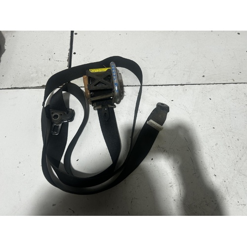 Mitsubishi Triton Right Front Seatbelt MN 08/2009-04/2010