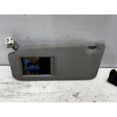 Toyota Camry Sun Visor Pair ACV40 06/2006-11/2011
