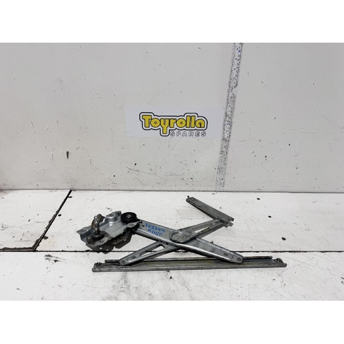 Toyota Corolla Right Front Door Window Regulator ZZE122 12/2001-06/2007