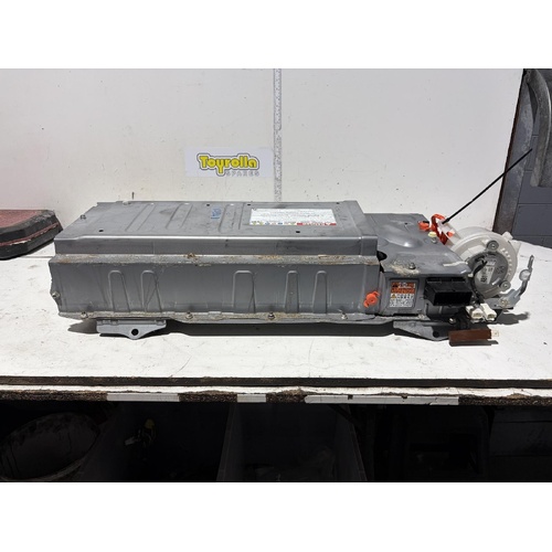Toyota Prius Hybrid Battery with Cooling Fan ZVW30 07/2009-12/2015