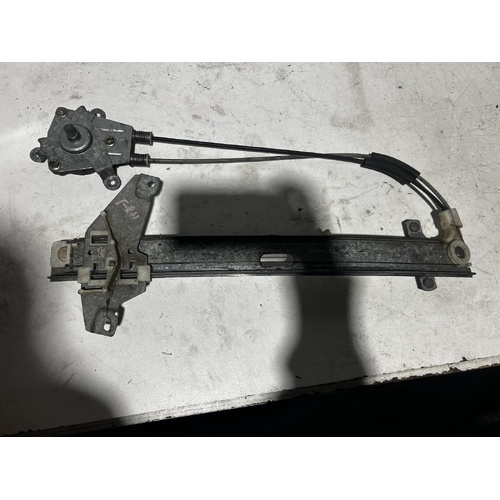 Toota Corolla Right Front Window Regulator AE102 09/1994-10/1999