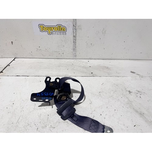 Toyota Camry Right Rear Seat Belt MCV20 05/1998-08/2002