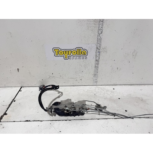 Toyota Corolla Right Front Door Lock Mechanism AE102 09/1994-10/1999