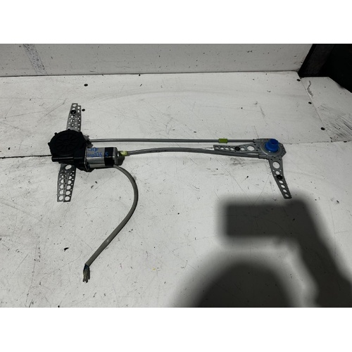 Toyota Echo Left Front Window Regulator NCP10R 04/2000-04/2004