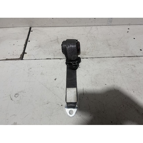 Aftermarket Left Front Seatbelt to suit Toyota Hilux RZN174 09/1997-02/2005
