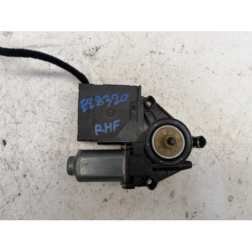 Volkswagen Caddy Right Hand Front Window Reg Motor 12/04 - 06/15 