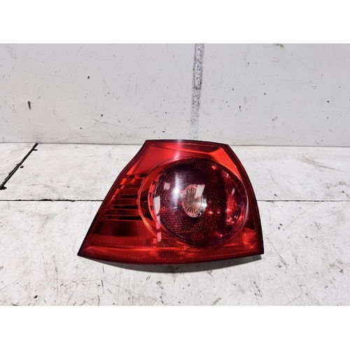 Volkswagen Golf Left Tail Light A5 06/2004-02/2009