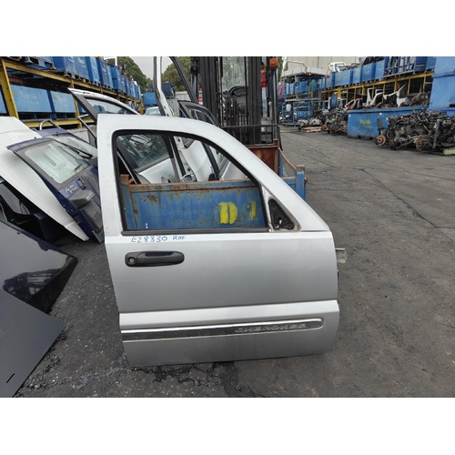 Jeep Cherokee Right Front Door Shell KJ 11/2004-11/2007