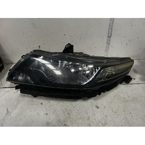 Honda City Left Headlight GM 01/2009-12/2013