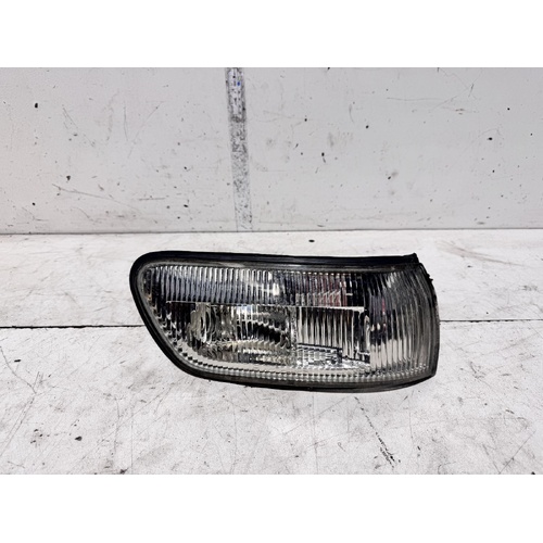 Nissan Pintara Right Corner Light U12 11/1989-04/1993