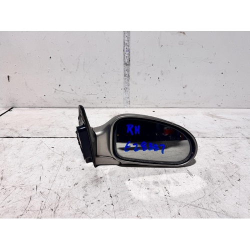 Hyundai Sonata Right Door Mirror Y3 10/1996-05/1998