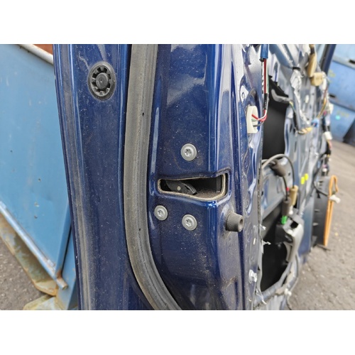 Toyota Prius Left Front Door Lock Mechanism ZVW30 07/2009-12/2015
