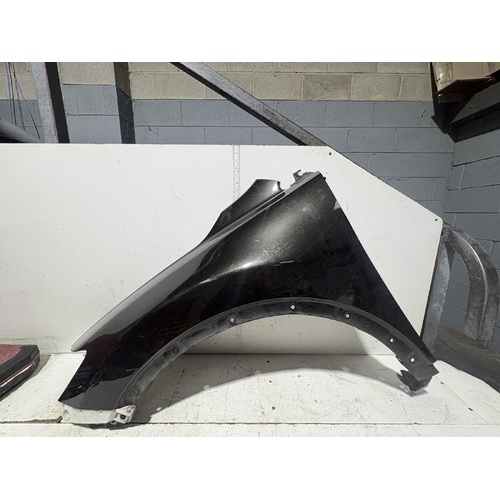 Mazda CX9 Left Guard TB 12/2007-12/2015