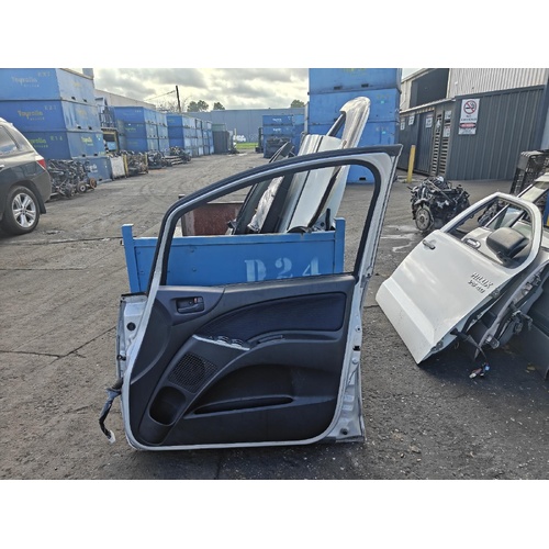 Mitsubishi Colt Right Front Window Regulator RG 01/2002-11/2011